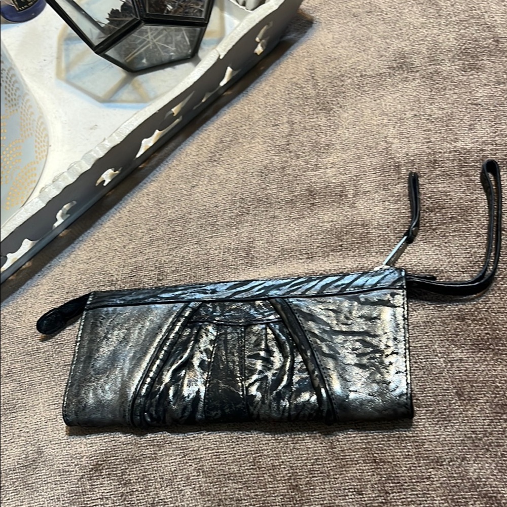 Junior Drake Shimmering Black and Silver Clutch